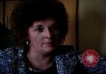 Standbild misshandelten Frauen United States USA, 1977, aus Sekunde 17 historischem Filmmaterial Videoclip 65675068531