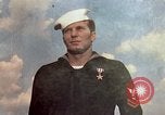 Standbild Zivilisten trug in der Marine während des Zweiten Weltkrieg United States USA, 1945, aus Sekunde 56 historischem Filmmaterial Videoclip 65675068536