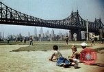Standbild American People und Lifestyle nach Zweiten Weltkrieg United States USA, 1945, aus Sekunde 8 historischem Filmmaterial Videoclip 65675068537