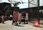 Standbild American People und Lifestyle nach Zweiten Weltkrieg United States USA, 1945, aus Sekunde 11 historischem Filmmaterial Videoclip 65675068537