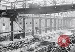 Standbild factory New York United States USA, 1925, aus Sekunde 3 historischem Filmmaterial Videoclip 65675068552