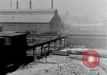 Standbild factory New York United States USA, 1925, aus Sekunde 16 historischem Filmmaterial Videoclip 65675068552