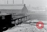 Standbild factory New York United States USA, 1925, aus Sekunde 26 historischem Filmmaterial Videoclip 65675068552