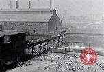 Standbild factory New York United States USA, 1925, aus Sekunde 45 historischem Filmmaterial Videoclip 65675068552