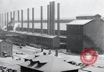 Standbild factory New York United States USA, 1925, aus Sekunde 50 historischem Filmmaterial Videoclip 65675068552