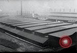 Standbild factory New York United States USA, 1925, aus Sekunde 10 historischem Filmmaterial Videoclip 65675068554