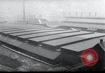 Standbild factory New York United States USA, 1925, aus Sekunde 13 historischem Filmmaterial Videoclip 65675068554