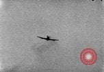 Standbild Air Attack Vietnam, 1965, aus Sekunde 43 historischem Filmmaterial Videoclip 65675068558