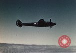 Standbild P-38 Lightning Flugzeuge United States USA, 1943, aus Sekunde 23 historischem Filmmaterial Videoclip 65675068571