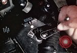 Standbild P-38 Lightning Flugzeuge United States USA, 1943, aus Sekunde 27 historischem Filmmaterial Videoclip 65675068571