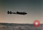 Standbild P-38 Lightning Flugzeuge United States USA, 1943, aus Sekunde 41 historischem Filmmaterial Videoclip 65675068571