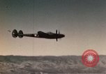 Standbild P-38 Lightning Flugzeuge United States USA, 1943, aus Sekunde 45 historischem Filmmaterial Videoclip 65675068571