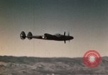 Standbild P-38 Lightning Flugzeuge United States USA, 1943, aus Sekunde 48 historischem Filmmaterial Videoclip 65675068571