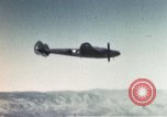 Standbild P-38 Lightning Flugzeuge United States USA, 1943, aus Sekunde 57 historischem Filmmaterial Videoclip 65675068571