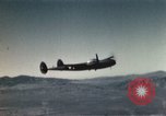 Standbild P-38 Lightning Flugzeuge United States USA, 1943, aus Sekunde 18 historischem Filmmaterial Videoclip 65675068572