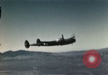 Standbild P-38 Lightning Flugzeuge United States USA, 1943, aus Sekunde 19 historischem Filmmaterial Videoclip 65675068572
