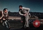 Standbild P-38 Lightning Flugzeuge United States USA, 1943, aus Sekunde 9 historischem Filmmaterial Videoclip 65675068573