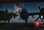 Standbild P-38 Lightning Flugzeuge United States USA, 1943, aus Sekunde 22 historischem Filmmaterial Videoclip 65675068573
