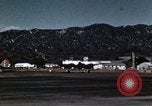 Standbild P-38 Lightning Flugzeuge United States USA, 1943, aus Sekunde 13 historischem Filmmaterial Videoclip 65675068574