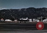 Standbild P-38 Lightning Flugzeuge United States USA, 1943, aus Sekunde 16 historischem Filmmaterial Videoclip 65675068574