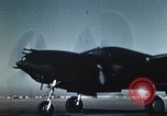 Standbild P-38 Lightning Flugzeuge United States USA, 1943, aus Sekunde 34 historischem Filmmaterial Videoclip 65675068574