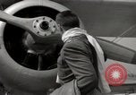 Standbild der US Air Force Uniformen United States USA, 1957, aus Sekunde 46 historischem Filmmaterial Videoclip 65675068576