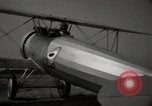 Standbild der US Air Force Uniformen United States USA, 1957, aus Sekunde 23 historischem Filmmaterial Videoclip 65675068579