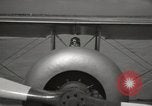 Standbild der US Air Force Uniformen United States USA, 1957, aus Sekunde 8 historischem Filmmaterial Videoclip 65675068580