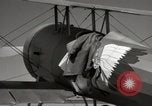 Standbild der US Air Force Uniformen United States USA, 1957, aus Sekunde 16 historischem Filmmaterial Videoclip 65675068581