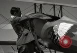 Standbild der US Air Force Uniformen United States USA, 1957, aus Sekunde 29 historischem Filmmaterial Videoclip 65675068581