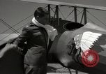 Standbild der US Air Force Uniformen United States USA, 1957, aus Sekunde 34 historischem Filmmaterial Videoclip 65675068581