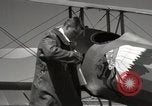 Standbild der US Air Force Uniformen United States USA, 1957, aus Sekunde 40 historischem Filmmaterial Videoclip 65675068581