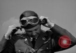 Standbild der US Air Force Uniformen United States USA, 1957, aus Sekunde 61 historischem Filmmaterial Videoclip 65675068582