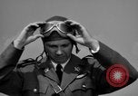 Standbild der US Air Force Uniformen United States USA, 1957, aus Sekunde 62 historischem Filmmaterial Videoclip 65675068582