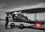 Immagine di United States Air Force uniformi United States USA, 1957, secondo 12 filmato di repertorio 65675068585