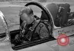 Standbild der US Air Force Uniformen United States USA, 1957, aus Sekunde 30 historischem Filmmaterial Videoclip 65675068586