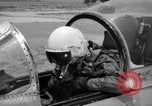 Standbild der US Air Force Uniformen United States USA, 1957, aus Sekunde 51 historischem Filmmaterial Videoclip 65675068586