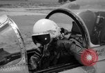 Standbild der US Air Force Uniformen United States USA, 1957, aus Sekunde 56 historischem Filmmaterial Videoclip 65675068586