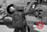 Standbild der US Air Force Uniformen United States USA, 1957, aus Sekunde 14 historischem Filmmaterial Videoclip 65675068587