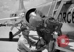 Standbild der US Air Force Uniformen United States USA, 1957, aus Sekunde 22 historischem Filmmaterial Videoclip 65675068587