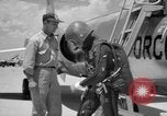 Standbild der US Air Force Uniformen United States USA, 1957, aus Sekunde 35 historischem Filmmaterial Videoclip 65675068587