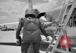 Standbild der US Air Force Uniformen United States USA, 1957, aus Sekunde 36 historischem Filmmaterial Videoclip 65675068587