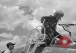 Standbild der US Air Force Uniformen United States USA, 1957, aus Sekunde 45 historischem Filmmaterial Videoclip 65675068587