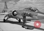 Immagine di United States Air Force uniformi United States USA, 1957, secondo 31 filmato di repertorio 65675068588
