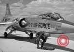 Immagine di United States Air Force uniformi United States USA, 1957, secondo 34 filmato di repertorio 65675068588