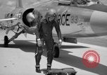 Immagine di United States Air Force uniformi United States USA, 1957, secondo 42 filmato di repertorio 65675068588