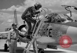 Immagine di United States Air Force uniformi United States USA, 1957, secondo 61 filmato di repertorio 65675068588