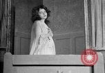 Standbild Romeo und Julia spielen United States USA, 1926, aus Sekunde 6 historischem Filmmaterial Videoclip 65675068602