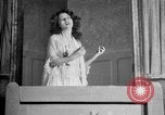 Standbild Romeo und Julia spielen United States USA, 1926, aus Sekunde 12 historischem Filmmaterial Videoclip 65675068602