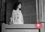 Standbild Romeo und Julia spielen United States USA, 1926, aus Sekunde 16 historischem Filmmaterial Videoclip 65675068602